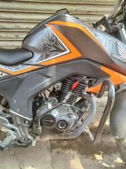 CB Hornet 160R